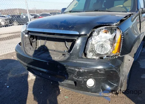 2008 GMC Yukon Slt z USA, uszkodzony, nr VIN 1GKFC13008R194432